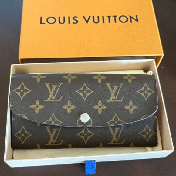 Louis Vuitton Brown and Pink Wallet - Picture 8 of 8